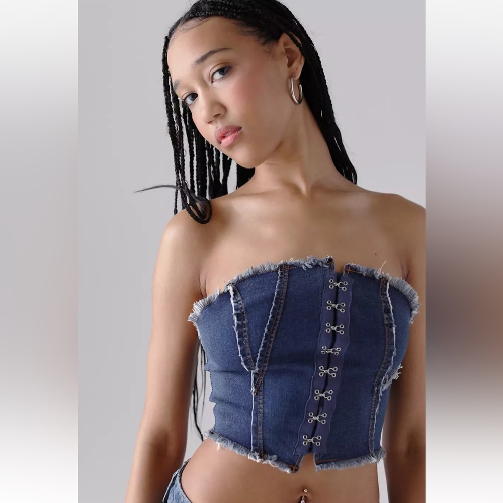 Urban Outfitters Moni Denim Distressed-Edge Bustier Top in size S